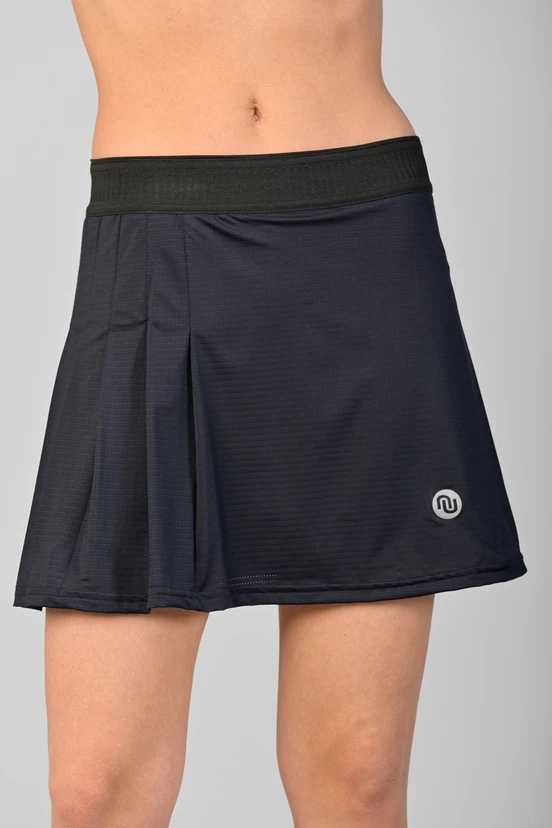 Pleated sport skirt with leggings Black - Nessi Sportswear