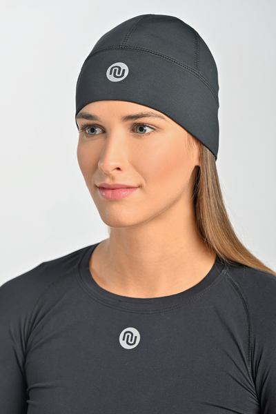 Short insulated hat Black